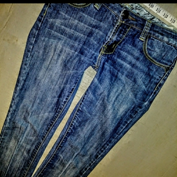 Angel Jeans Size 7 Low Rise Skinny Leg - Picture 5 of 10
